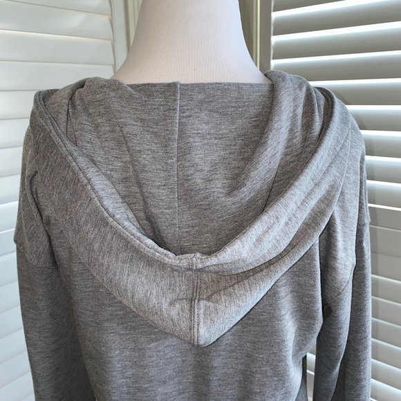 NWOT Gray Long Sleeve Dress - Picture 4 of 4